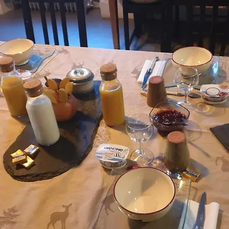 Oda ve Kahvaltı L'eau Berge - Relais Motards - Gtmc & Tour Des Vaches Allanche