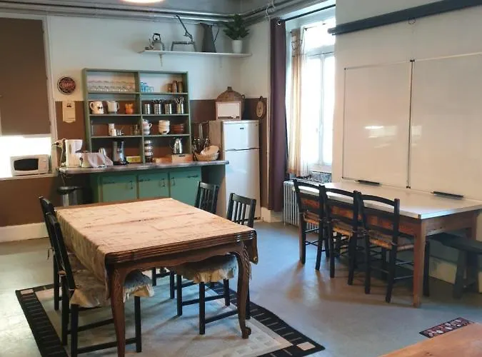 L'eau Berge - Relais Motards - Gtmc&tour Des Vaches Couette-café