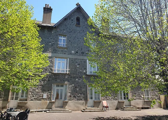 L'eau Berge - Relais Motards - Gtmc&tour Des Vaches Couette-café