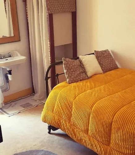 L'eau Berge - Relais Motards - Gtmc&tour Des Vaches Couette-café Allanche