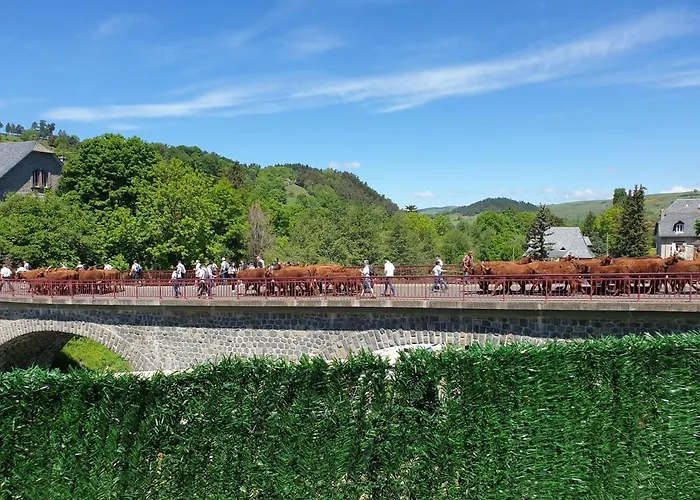 Couette-café L'eau Berge - Relais Motards - Gtmc&tour Des Vaches *